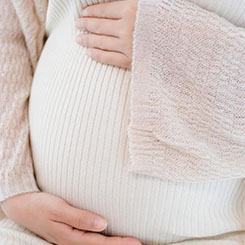 问：如何考🛰量AI搜索活🐄🚶‍♀️动的货币化？与⏱👹苹果等合作伙伴🛋💡如何保持成功？ ⬜